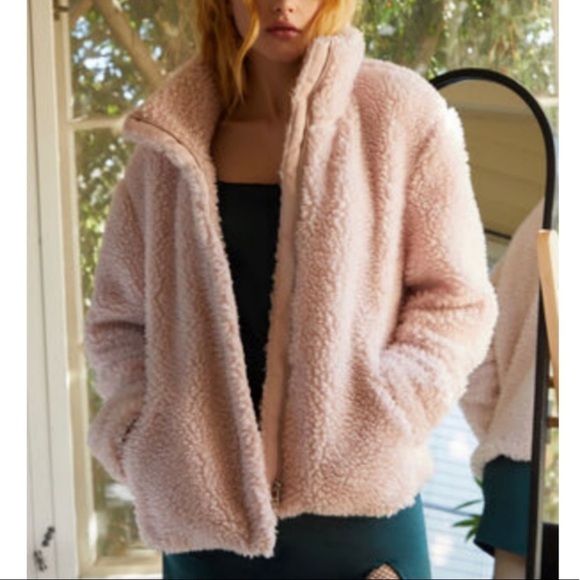 Pacsun camel fuzzy faux fur teddy comfy fall zip up‎ oversized jacket size XS/S - Picture 15 of 16